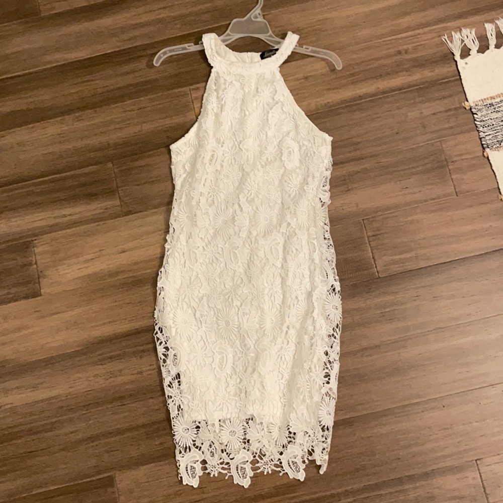 Women’s White Dress